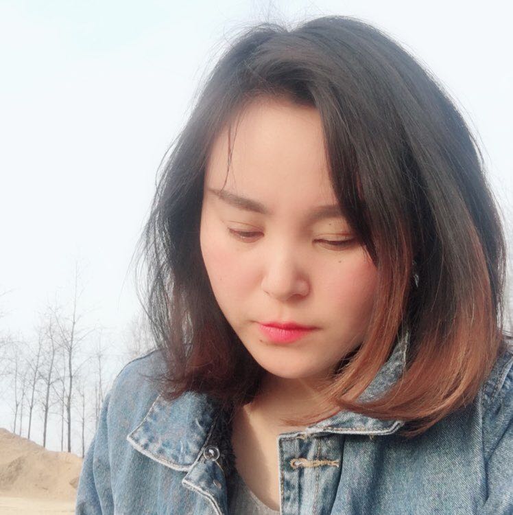 傲娇的美甲师💅