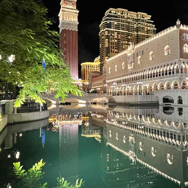 阿藍👮小兵🐝 post 2