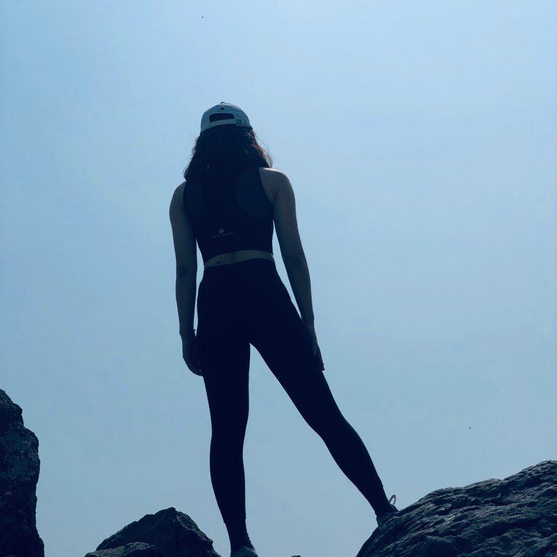 吃好睡好玩好的小小斌