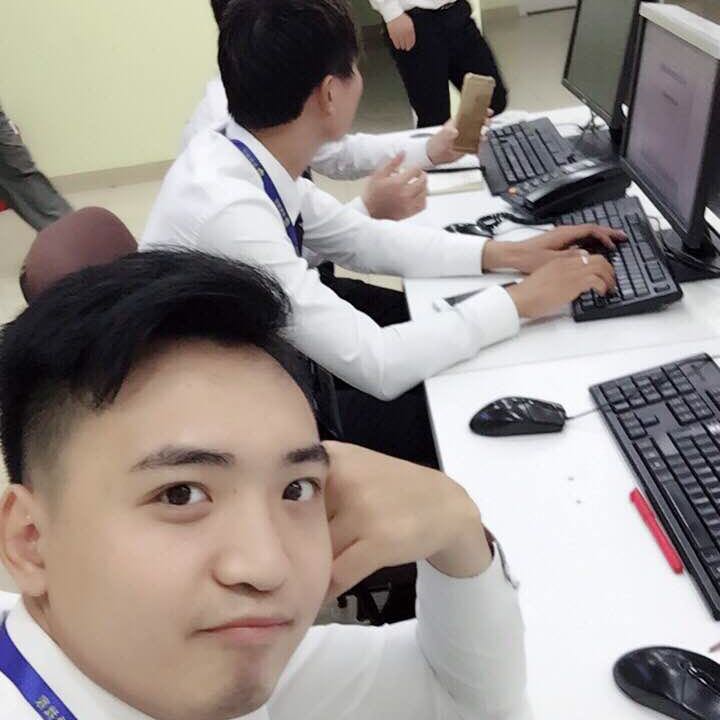 随风吻流云 post 1